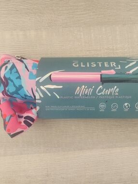 Mini Curls Travel Curling Iron in Pink and Teal